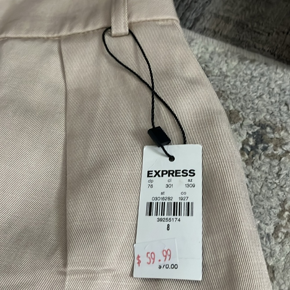 Express shorts - Picture 2 of 6